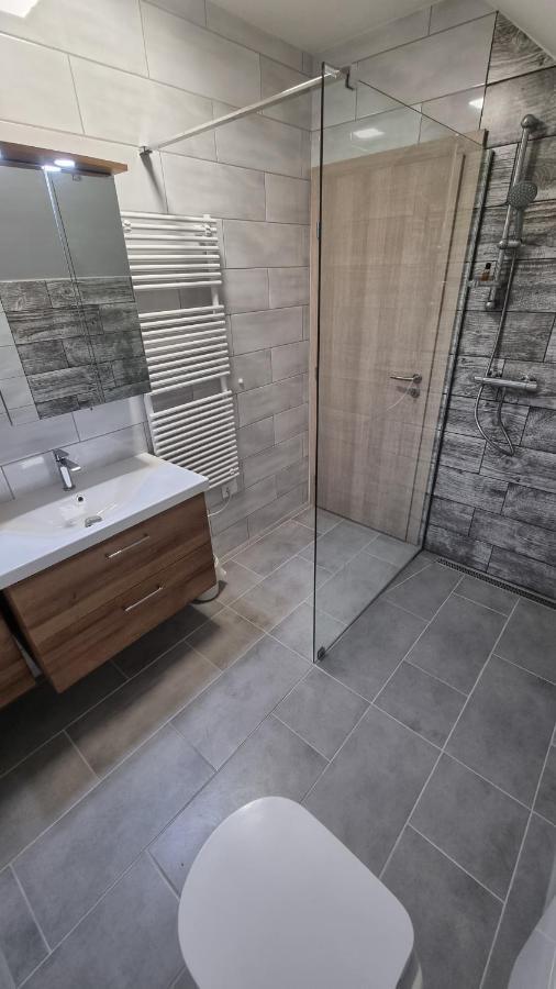 Apartma Kaan Zaga Ngoại thất bức ảnh