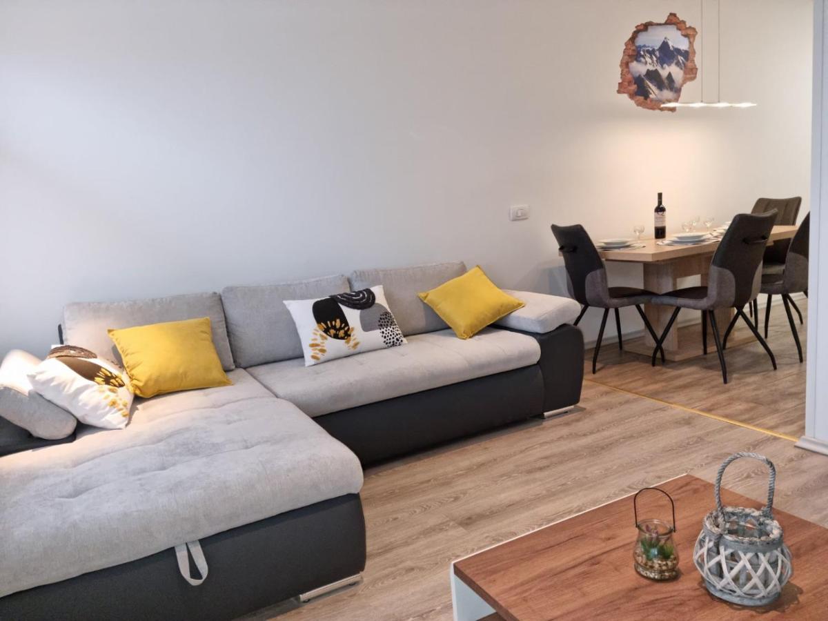 Apartma Kaan Zaga Ngoại thất bức ảnh